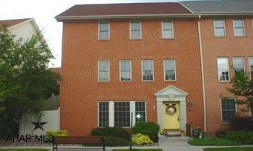 Fantastic 3 BR, 2.5 BA townhouse w/cherry hardwood floor & cabinets. Lots of storage, beautiful landscaped backyard & patio area, 2 car garage. Larger than most in Sweet Cherry Court by 4 ft. in width & has 3 BR's instead of 2. Call David 931-9965. Fantastic 3 BR, 2.5 BA townhouse w/cherry hardwood floor & cabinets. Lots of storage, beautiful landscaped backyard & patio area, detached 2 car garage. This townhouse is larger than most in Sweet Cherry Court by 4 ft. in width & has 3 BR's instead of 2. Call David 931-9965.