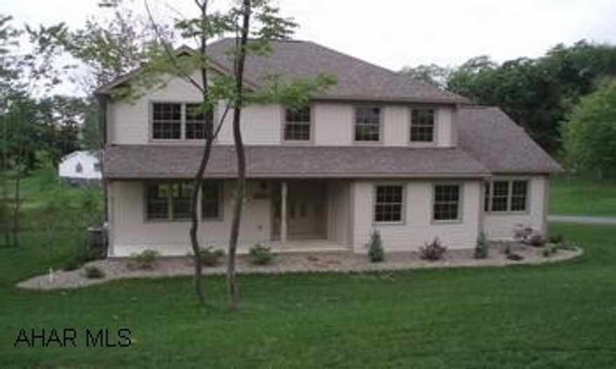 Large 2 story 2 car garage on 0.414 acres. First floor family room. Oversized jacuzzi in the master suite.