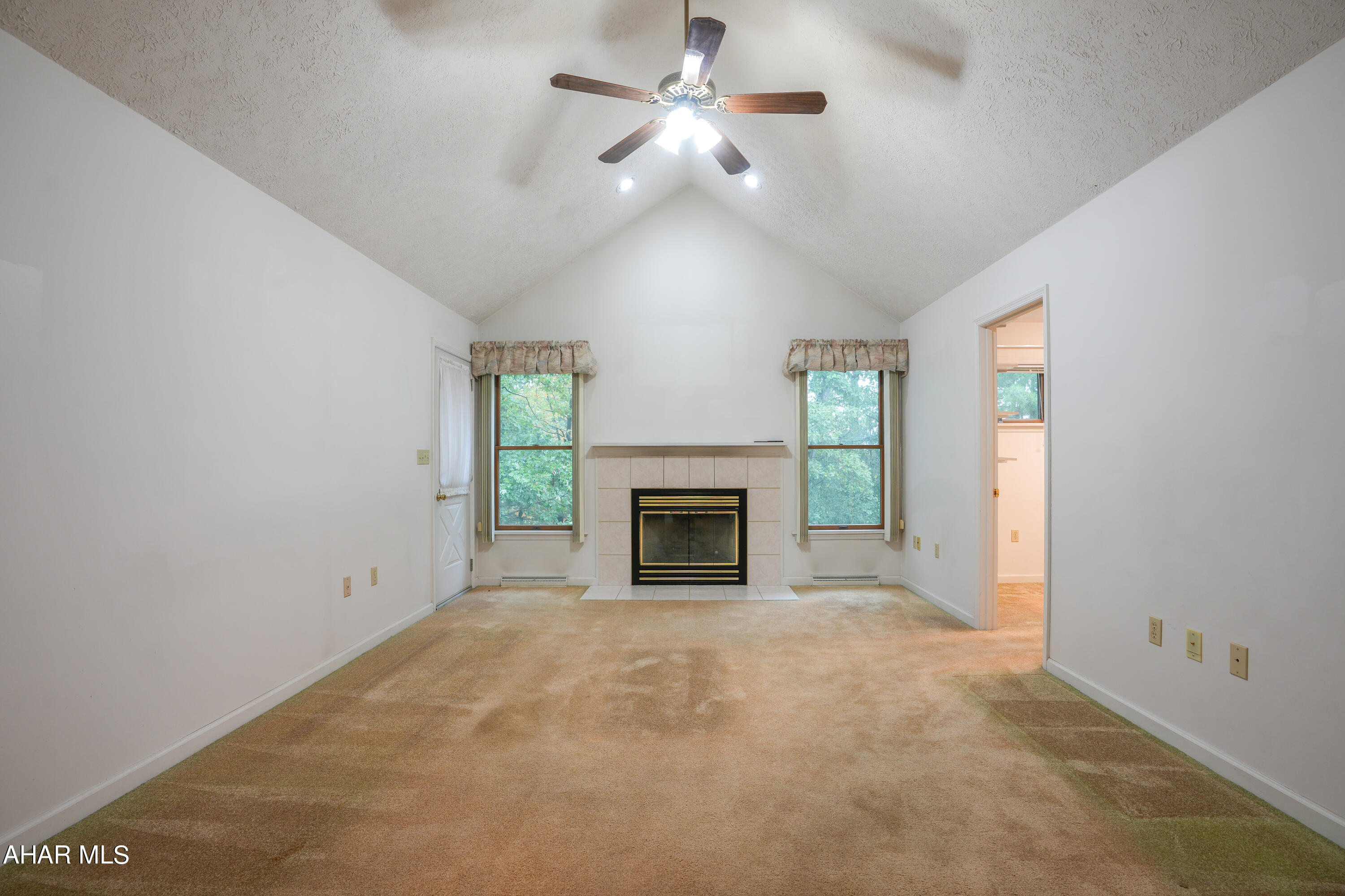 Las Villas - Residential