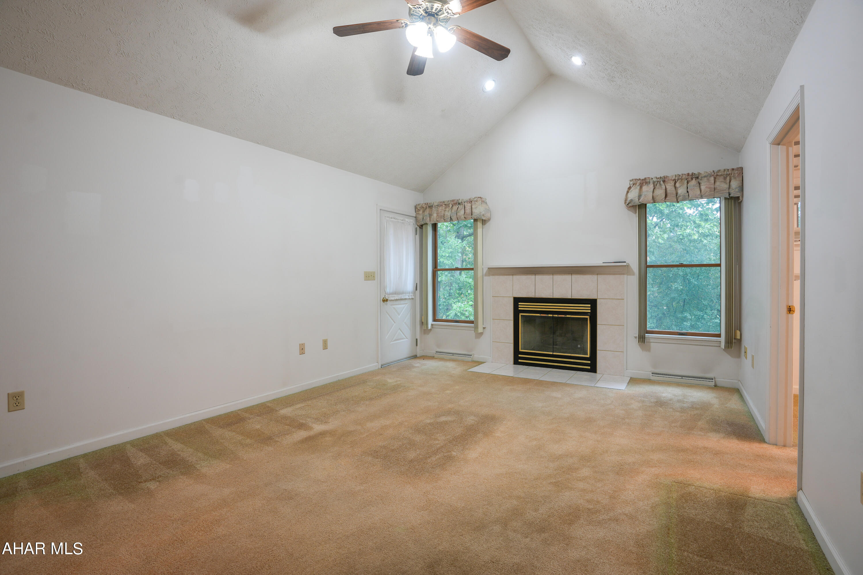 Las Villas - Residential