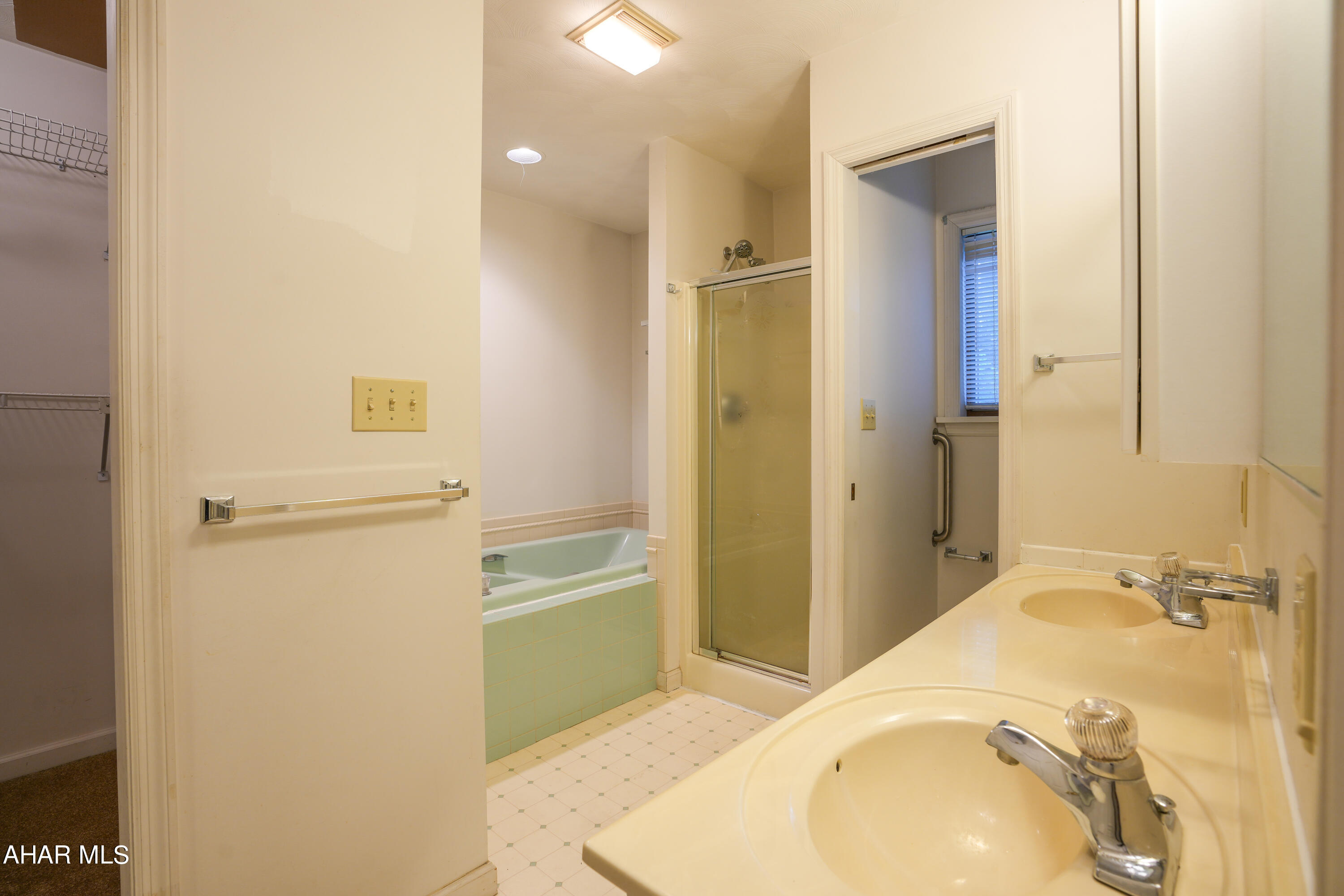 Las Villas - Residential