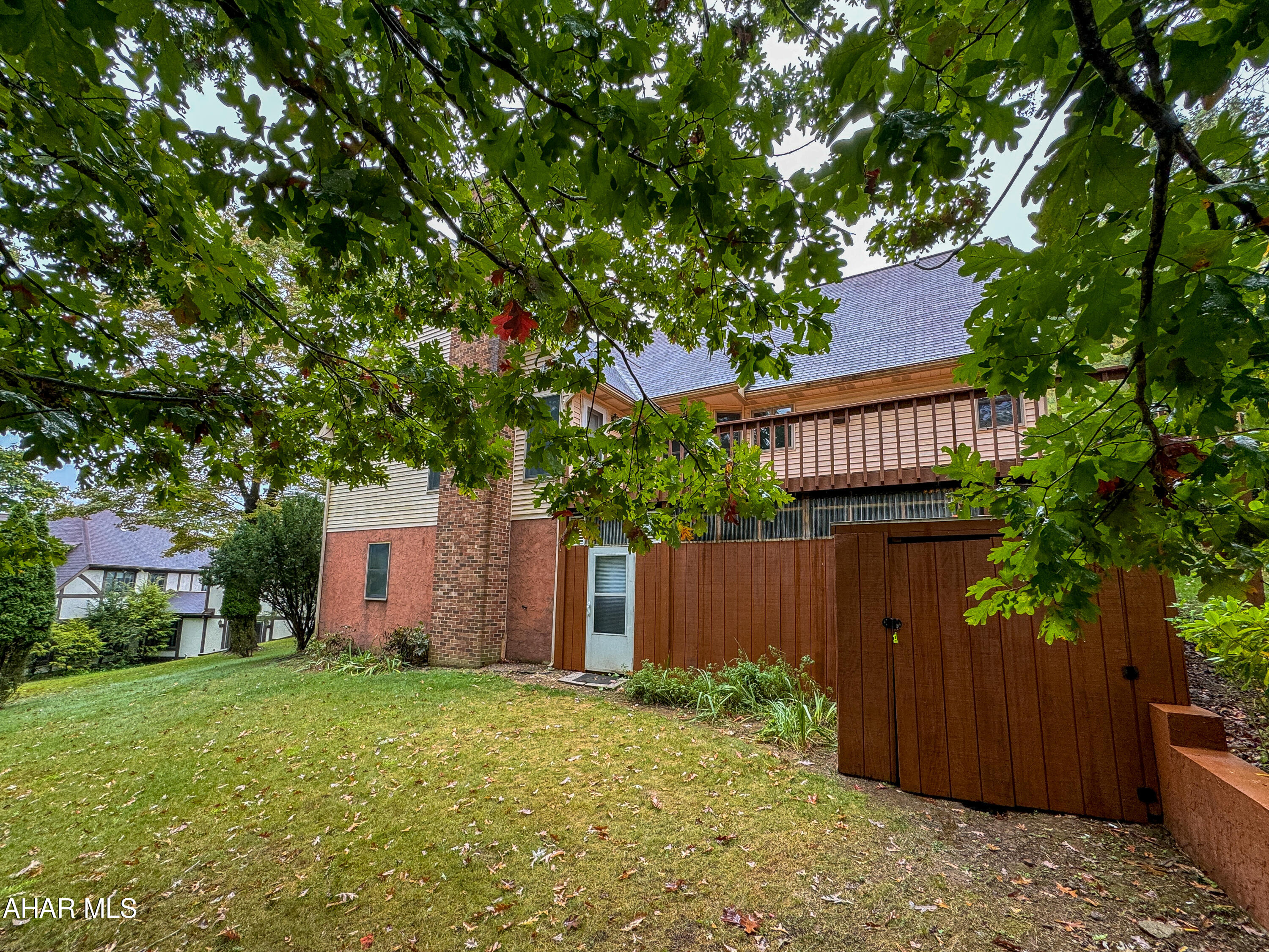 Las Villas - Residential