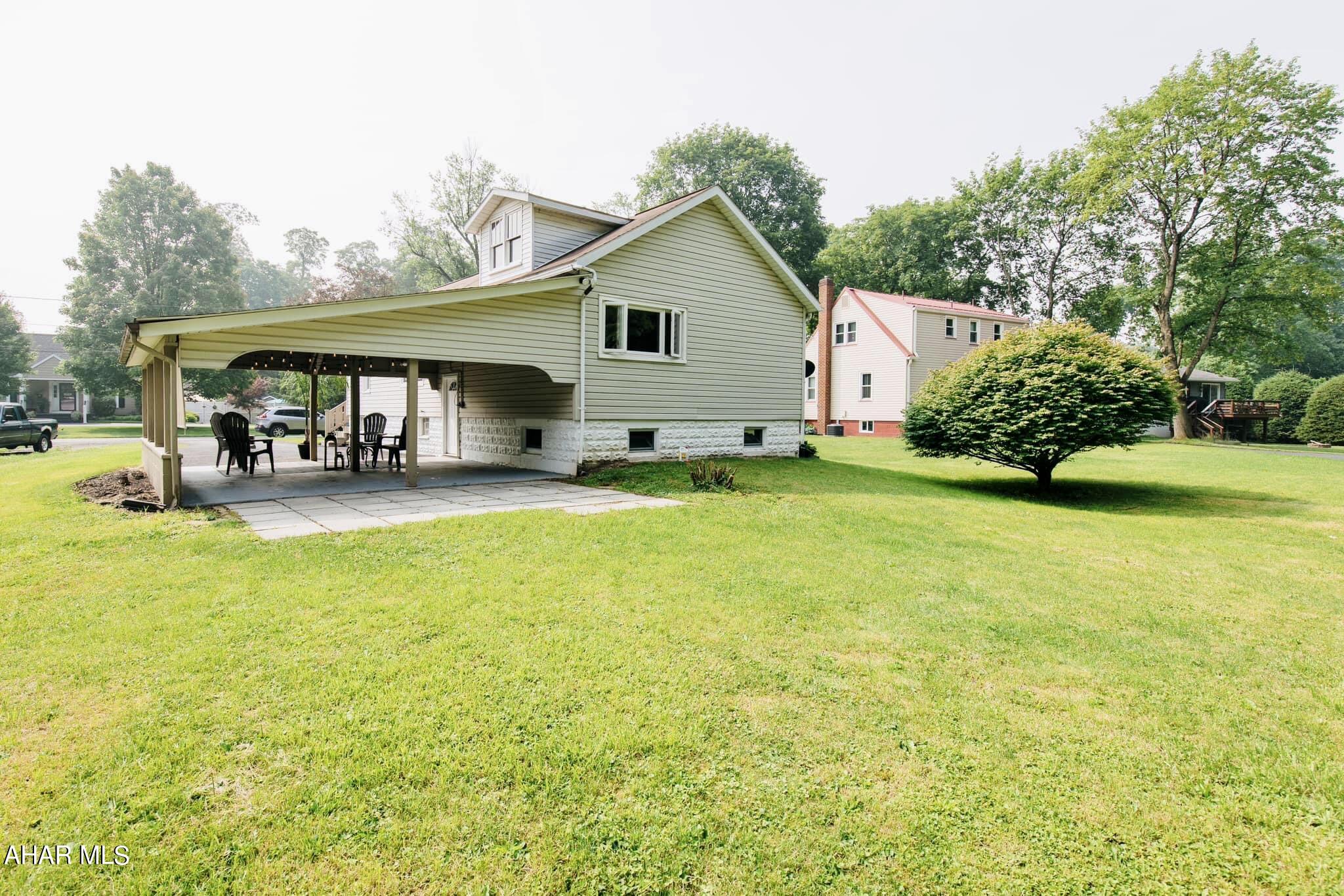 Llyswen - Residential