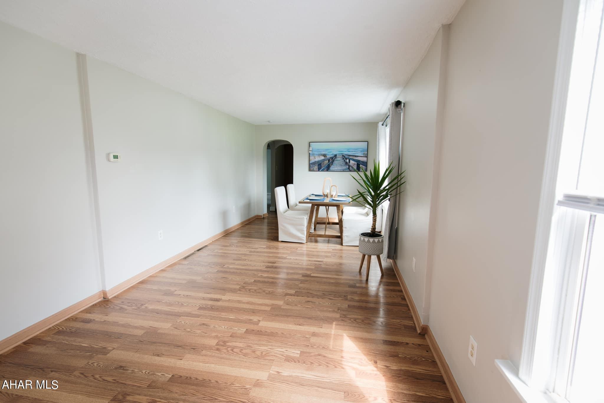 Llyswen - Residential