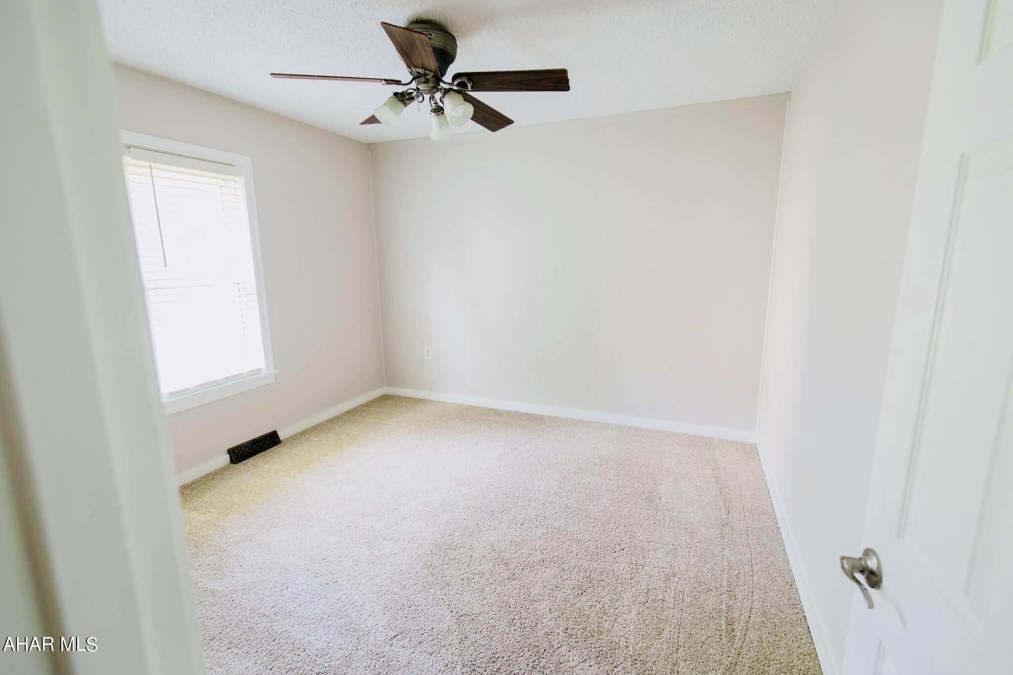 Llyswen - Residential