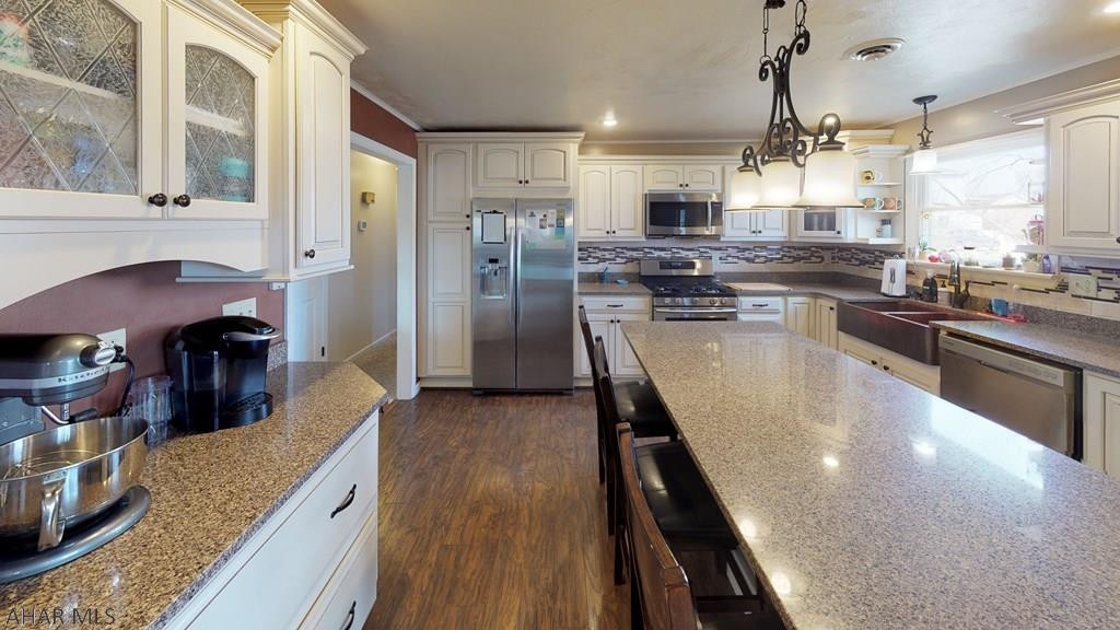 Holliday Heights - Residential