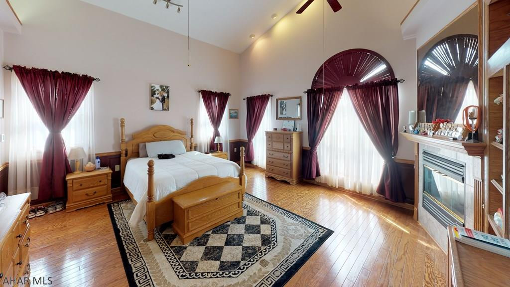 Holliday Heights - Residential