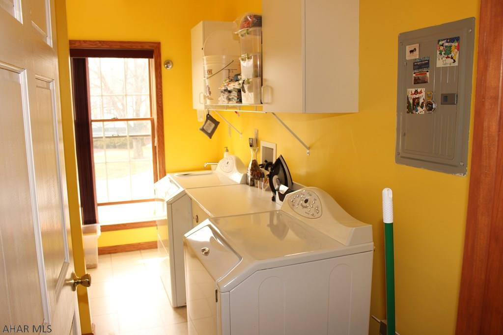 Holliday Heights - Residential