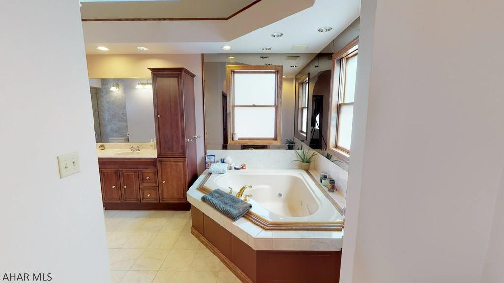 Holliday Heights - Residential