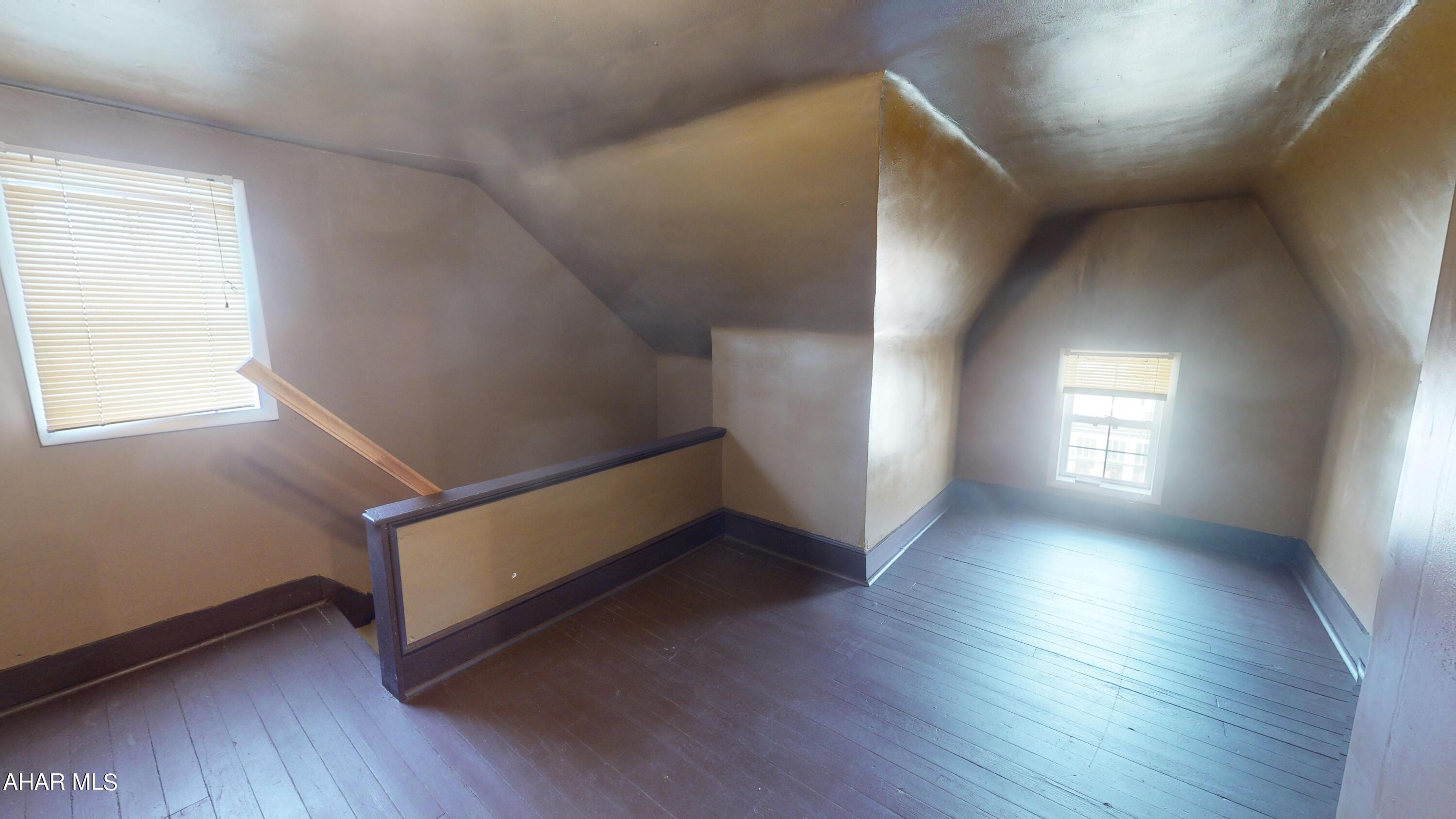 Juniata - Residential