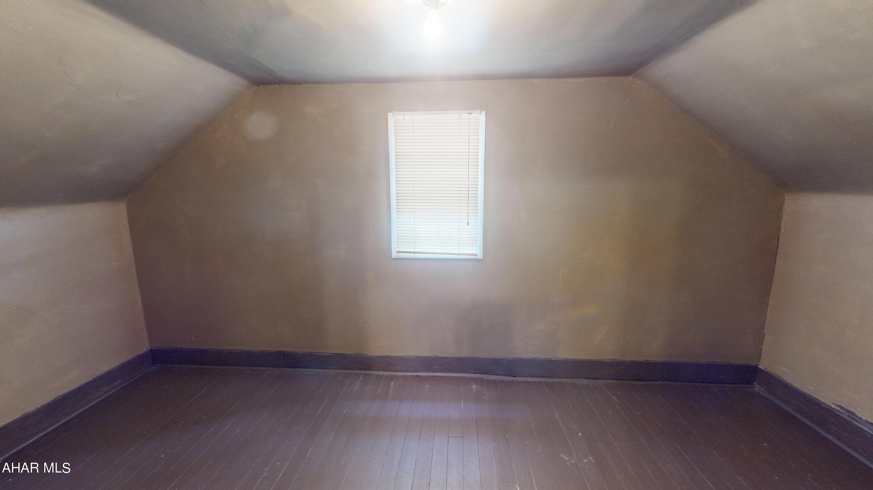 Juniata - Residential