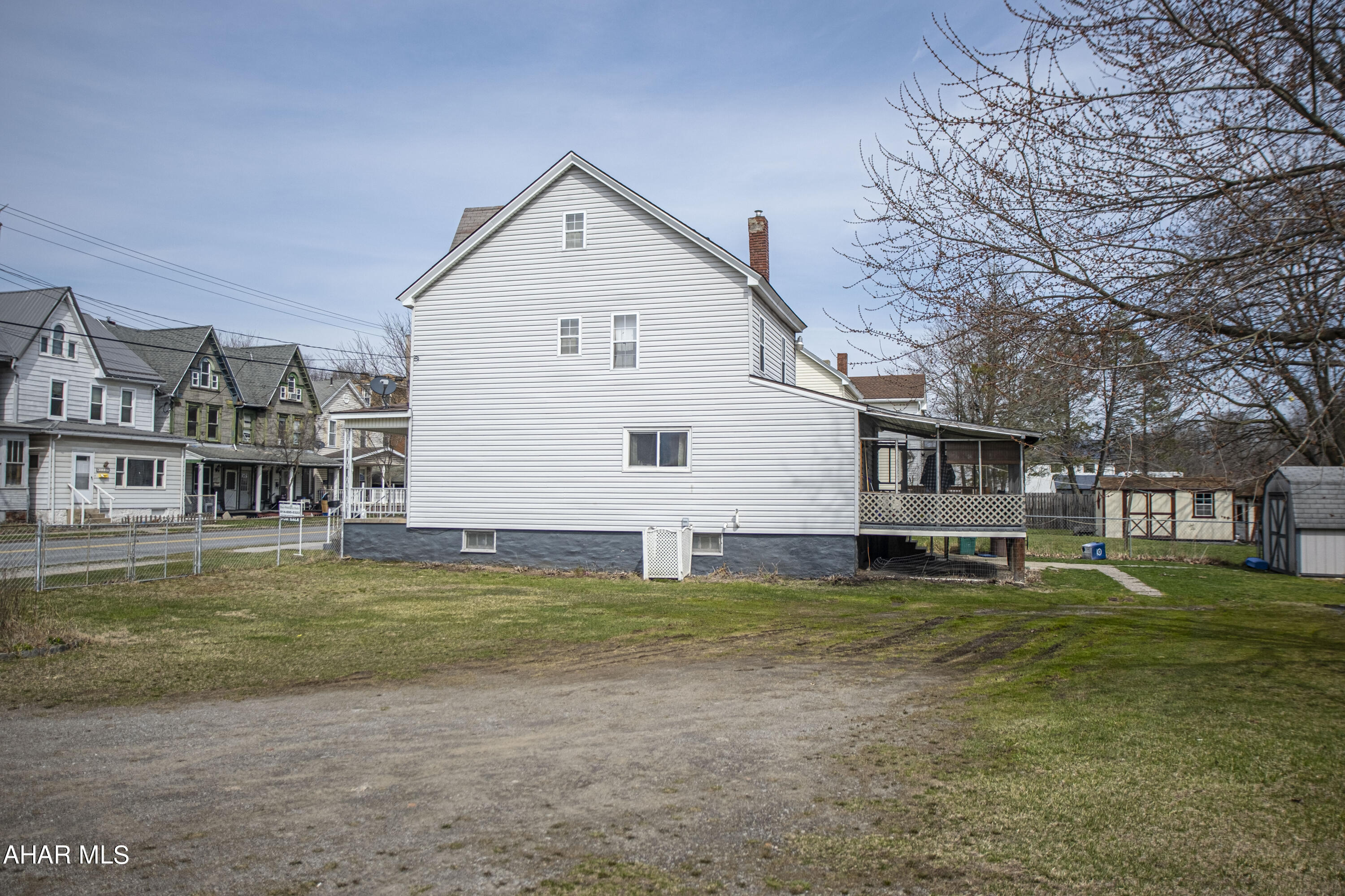 Juniata - Residential