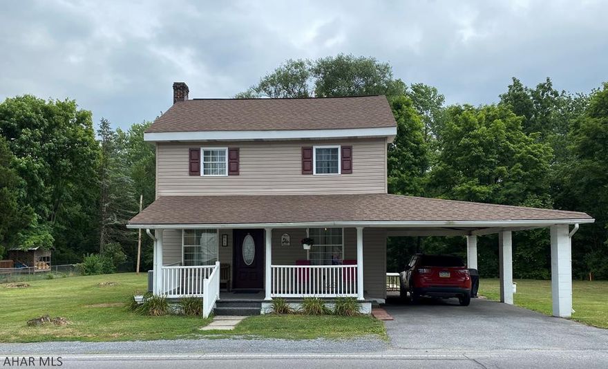 Lovely very well maintained Move in ready 2 story 3 bedroom 2 bath home. Completely renovated in 2006. This home has so much to offer a full bath on both levels, office, large kitchen with a lot of storage space, a room off of the kitchen that is currently used as a family room but would also make a great formal dinning room. Master Bedroom has his and her closets. Nice flat yard that borders a stocked creek for fishing.** Sellers are in the process of building a house, closing will be delayed mid Nov to possibly Dec. *home in flood zone