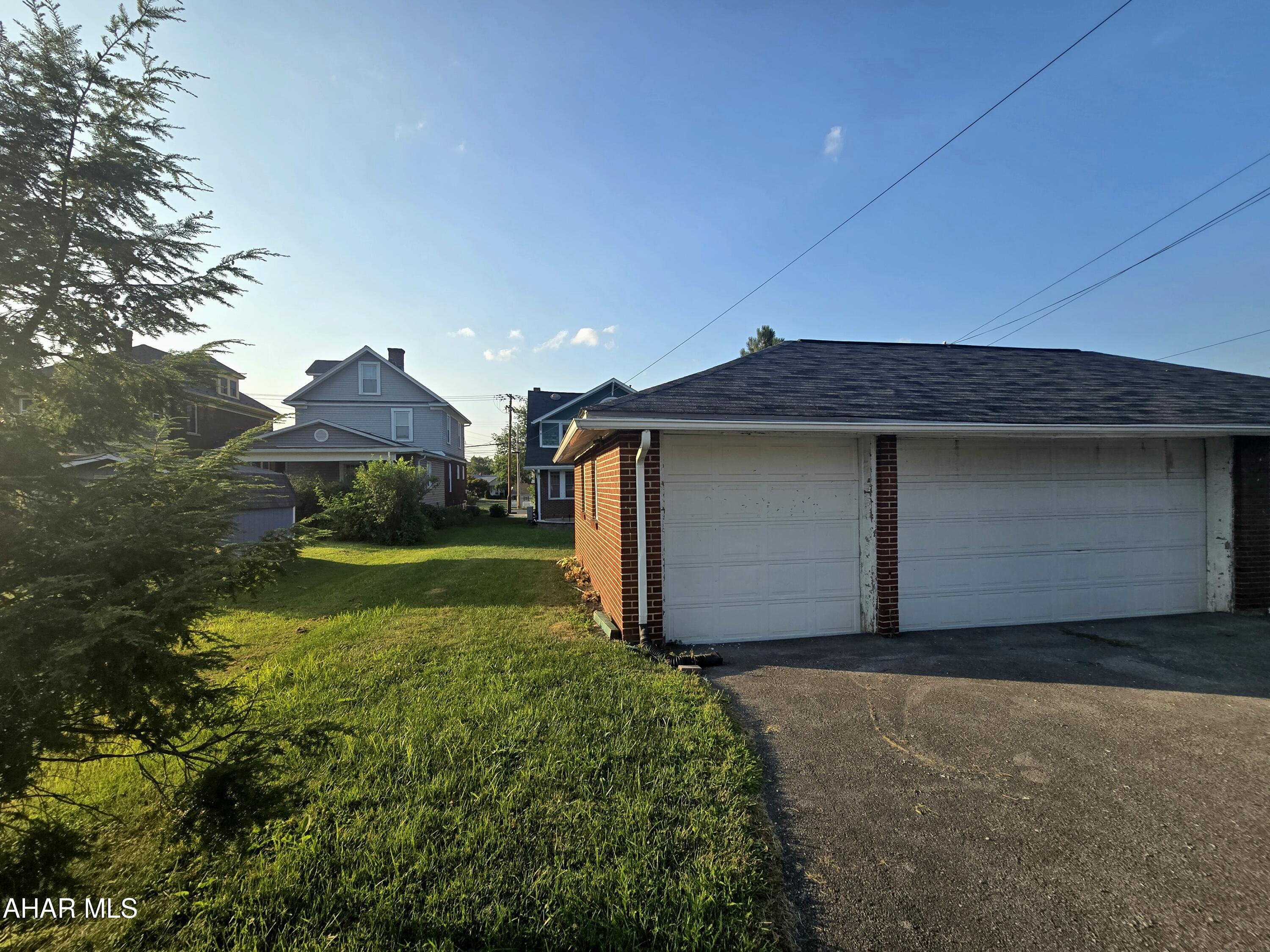 Hollidaysburg - Residential