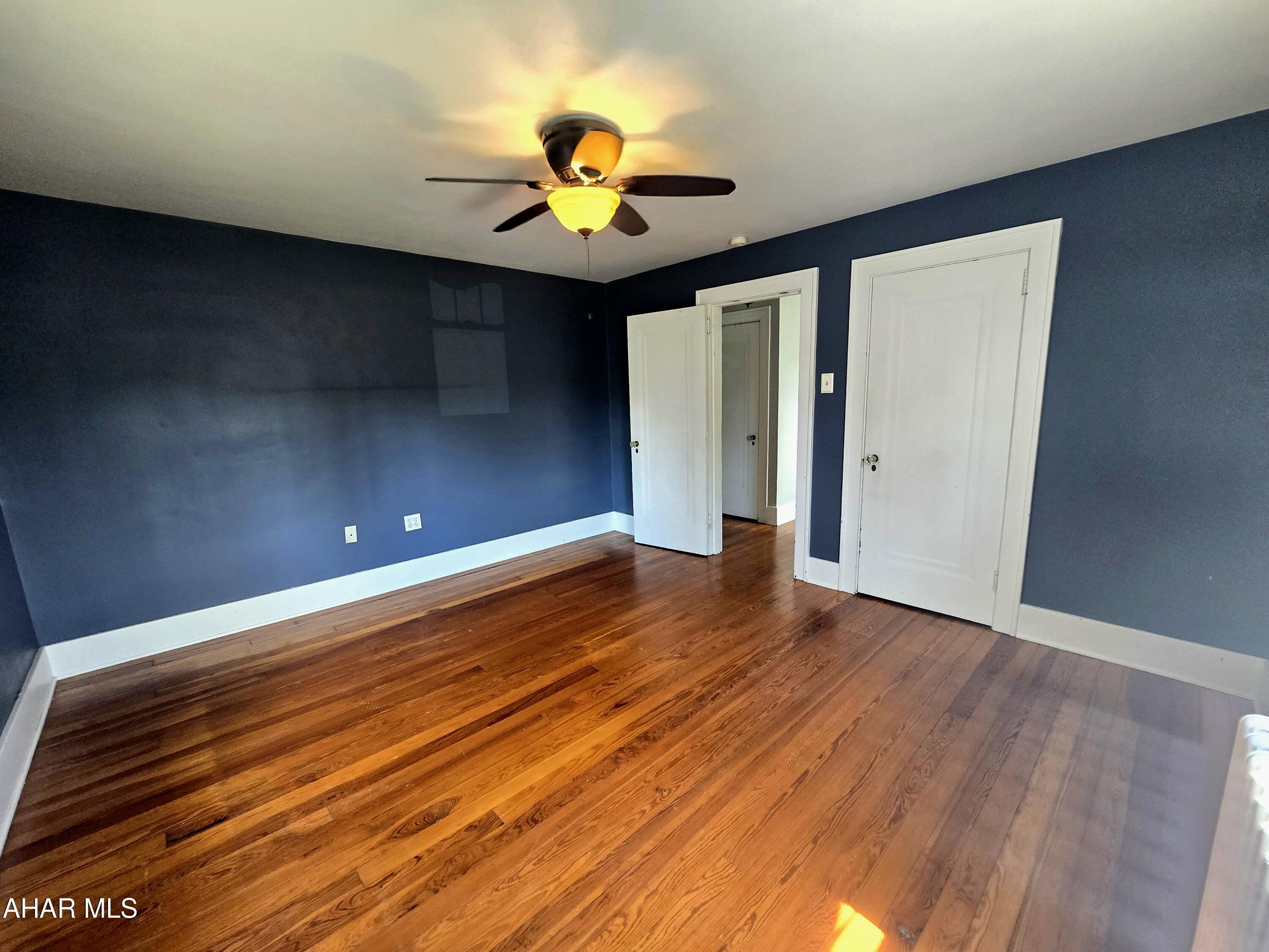 Hollidaysburg - Residential