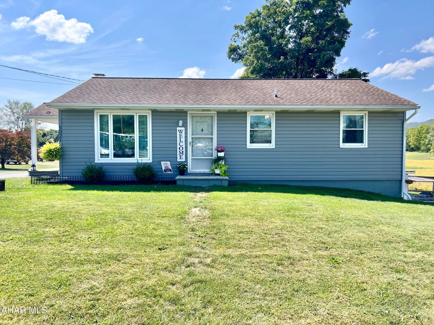 Well-maintained 3-bedroom, 1-bath ranch home located on a corner lot. This home offers a nice floor plan with an eat-in kitchen, living room, three bedrooms, and a full bath all on the main floor. The basement is partially finished and offers an integral garage. Outside, you will find a covered side porch, a nice yard, and a blacktop driveway.