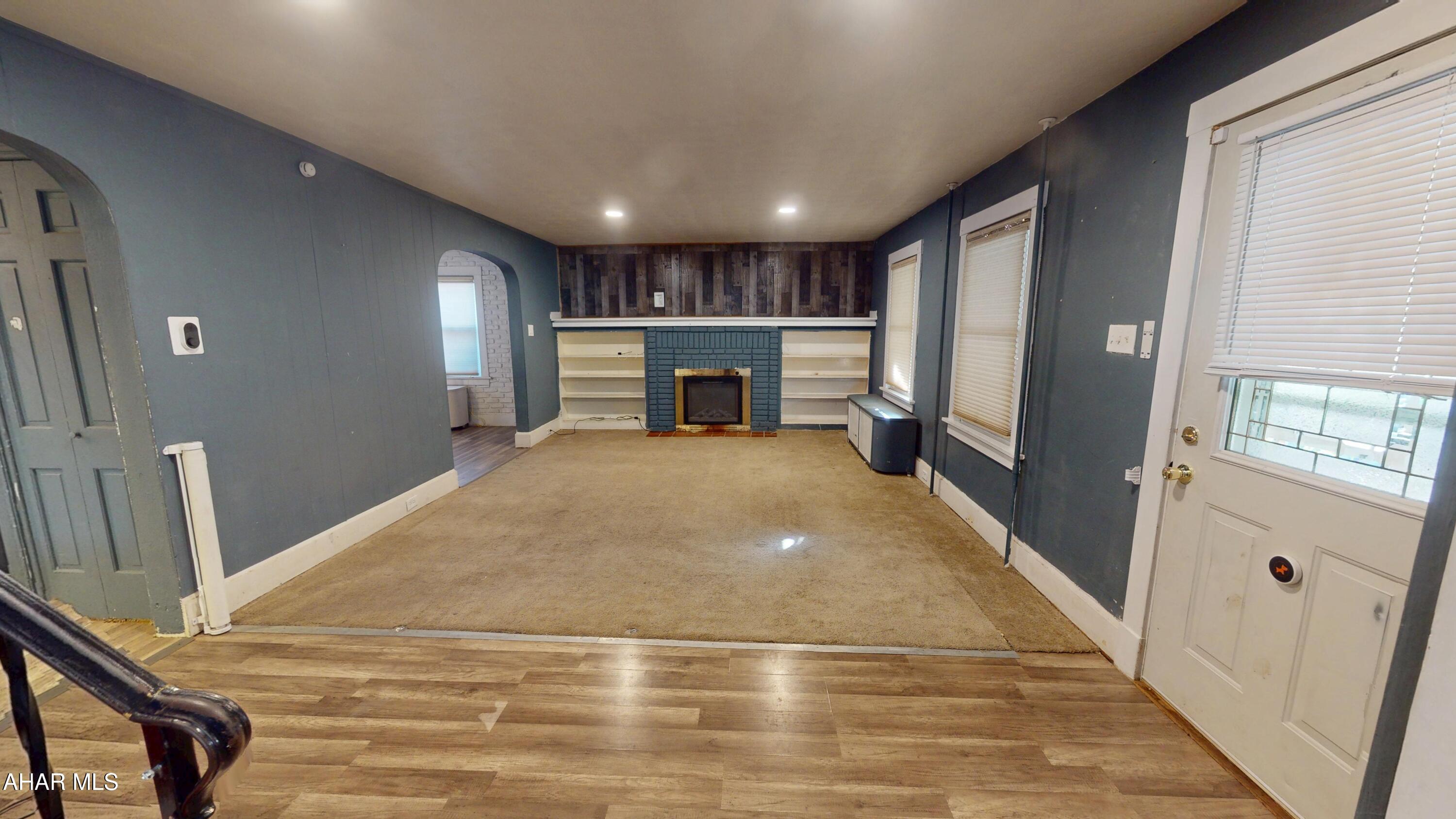 Unknown - Residential