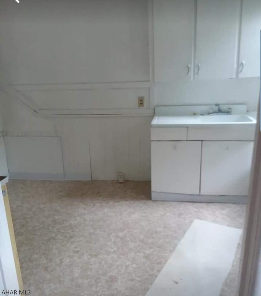 Unknown - Residential Lease