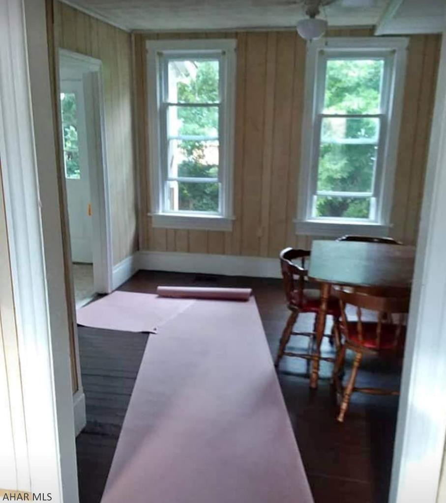 Unknown - Residential Lease