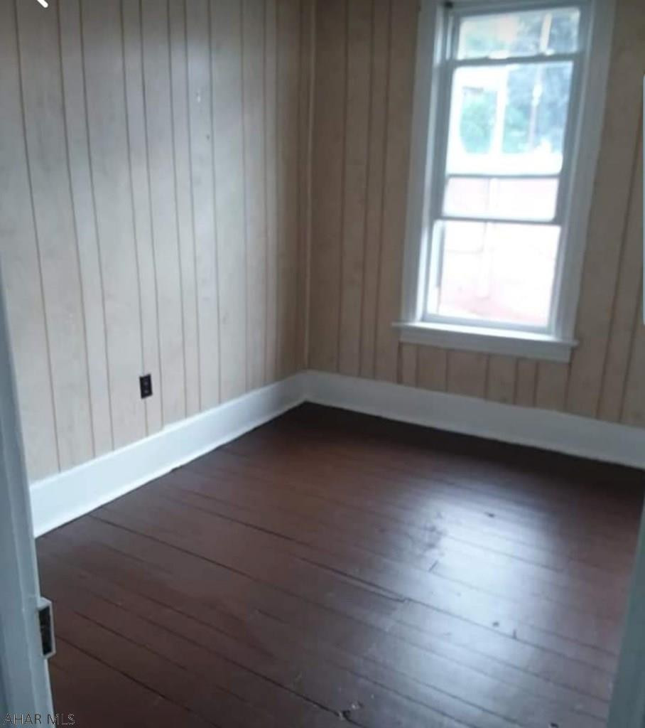 Unknown - Residential Lease