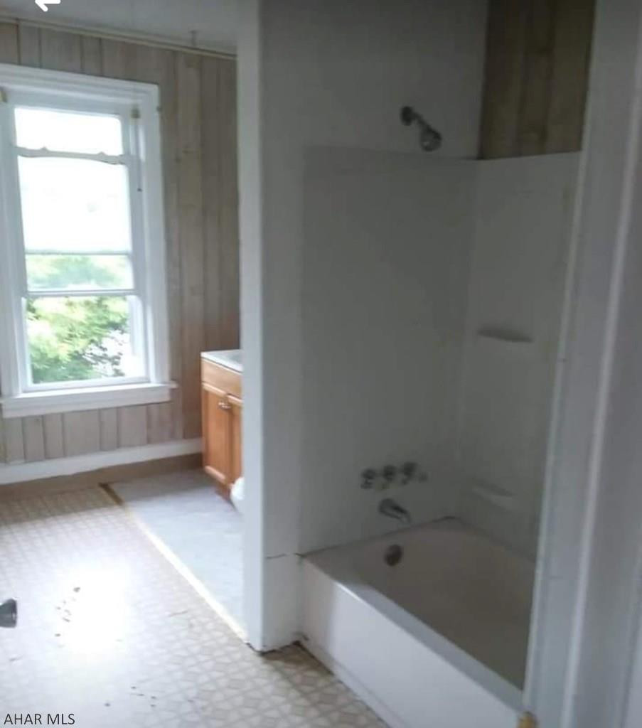 Unknown - Residential Lease