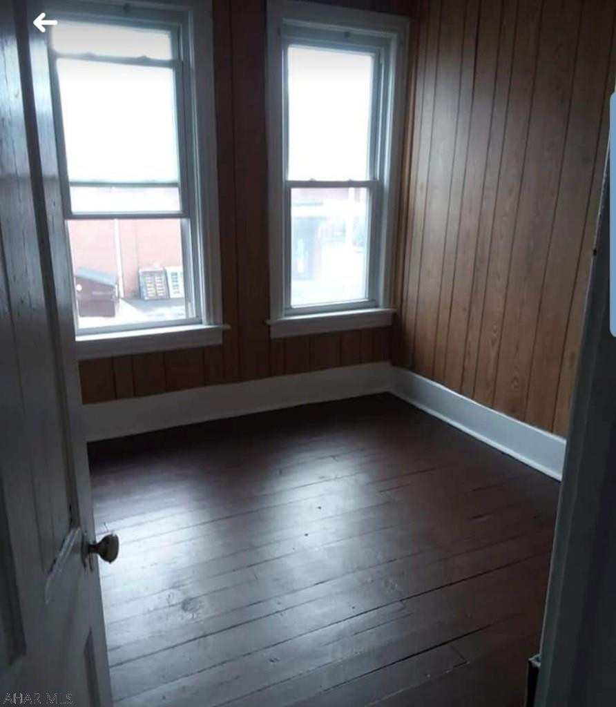 Unknown - Residential Lease