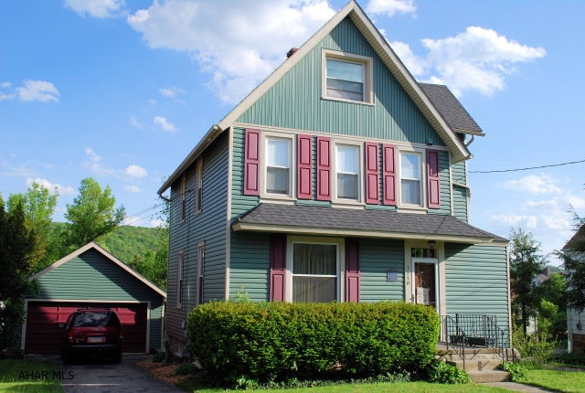 Hollidaysburg - Residential