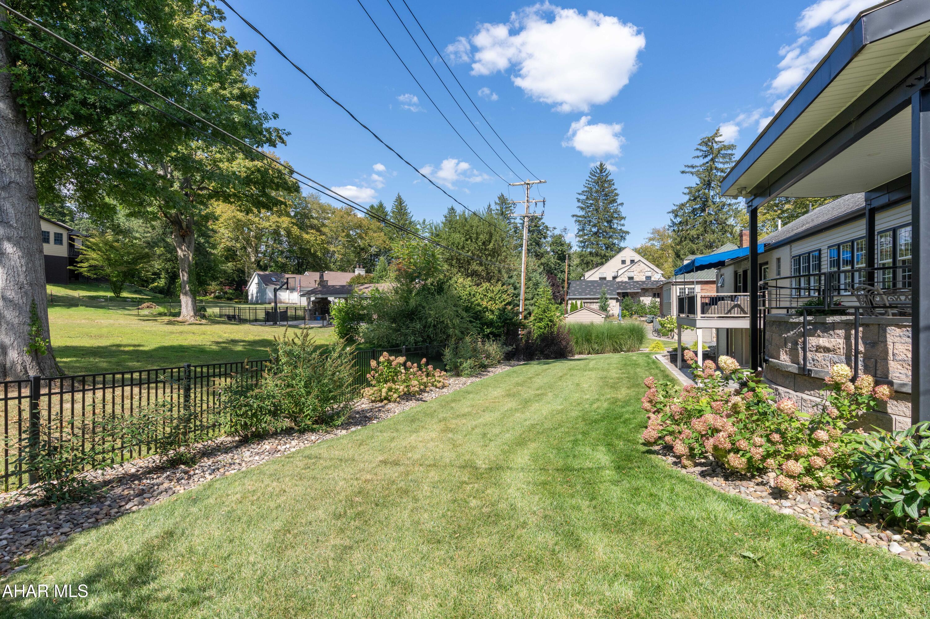 Mansion Park - Residential