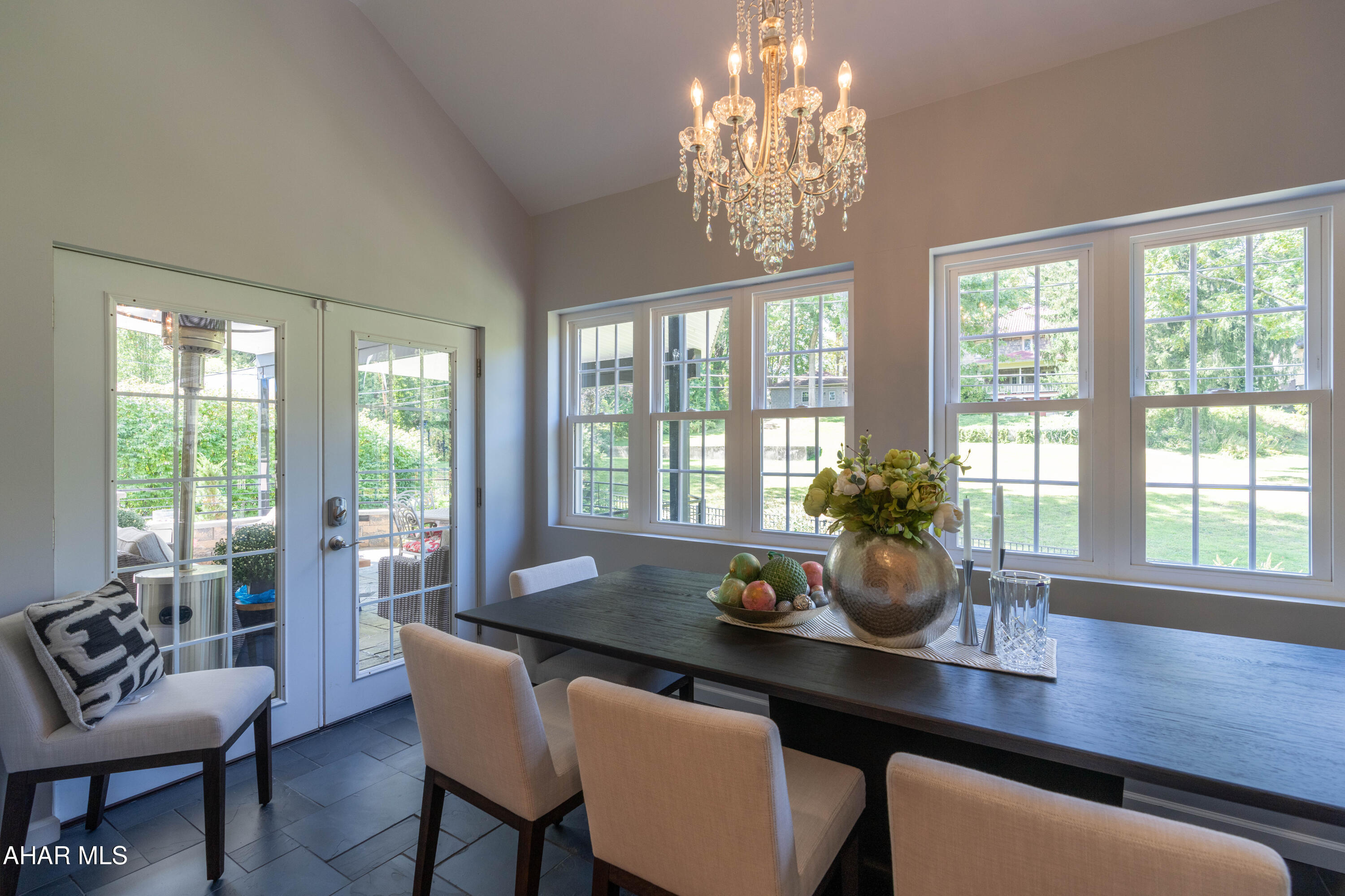 Mansion Park - Residential