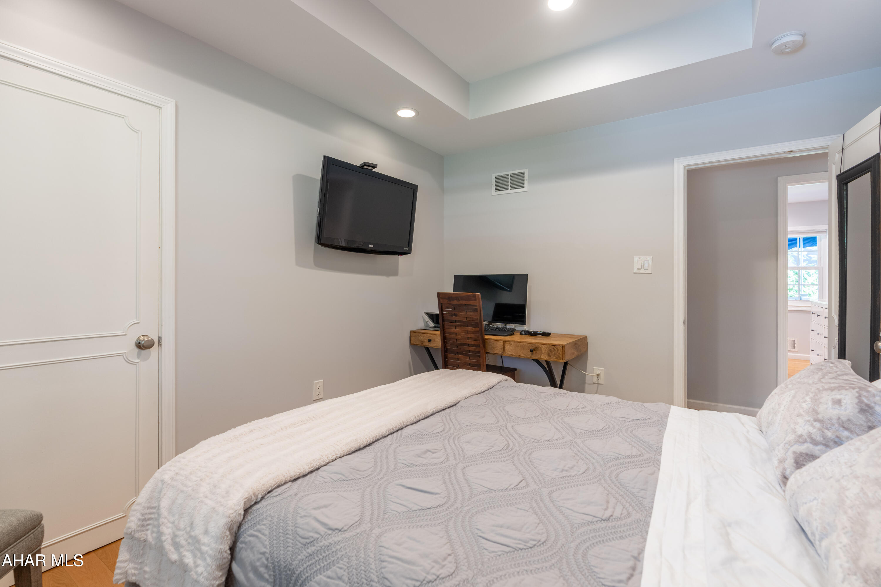 Mansion Park - Residential