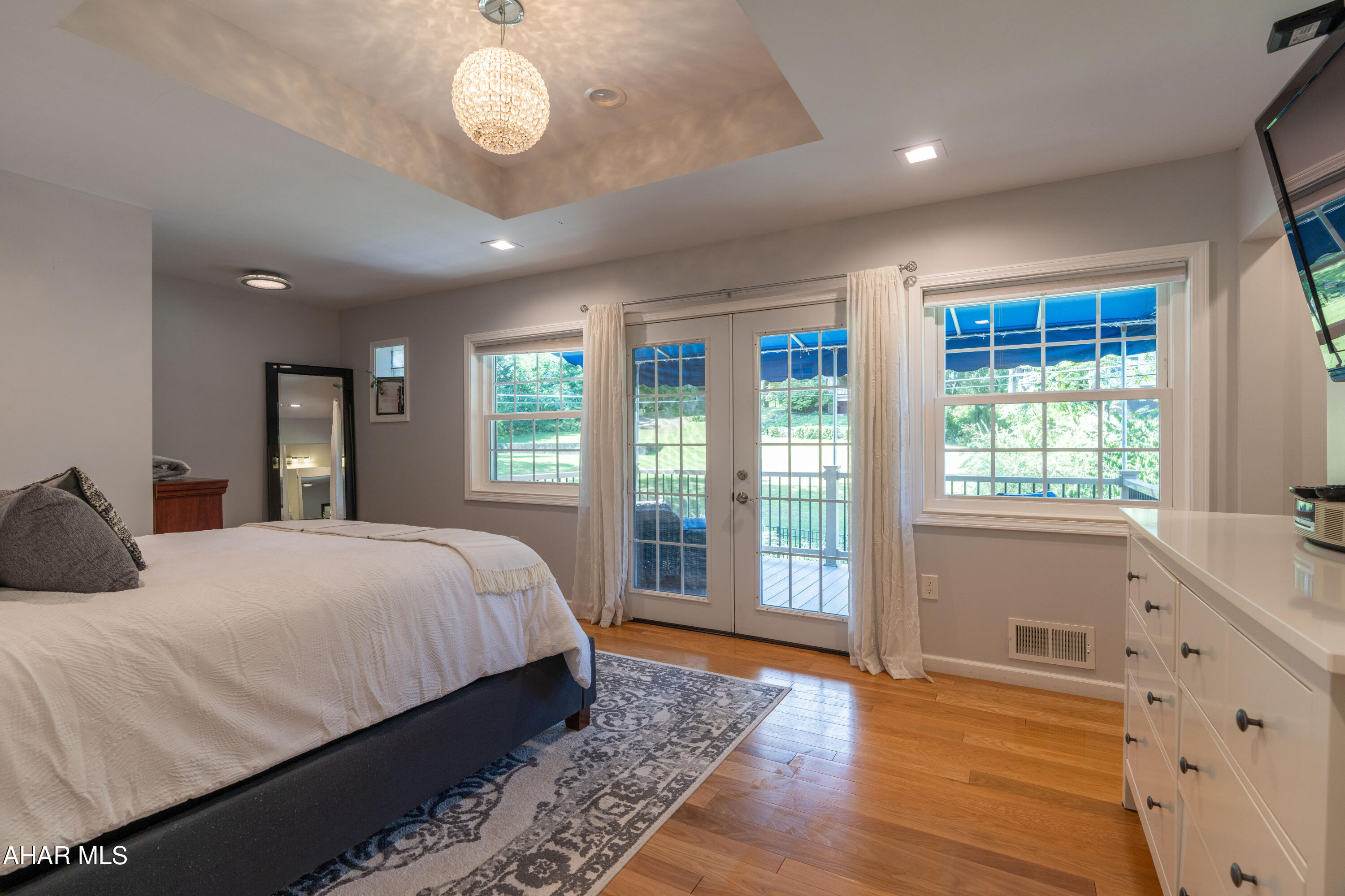 Mansion Park - Residential