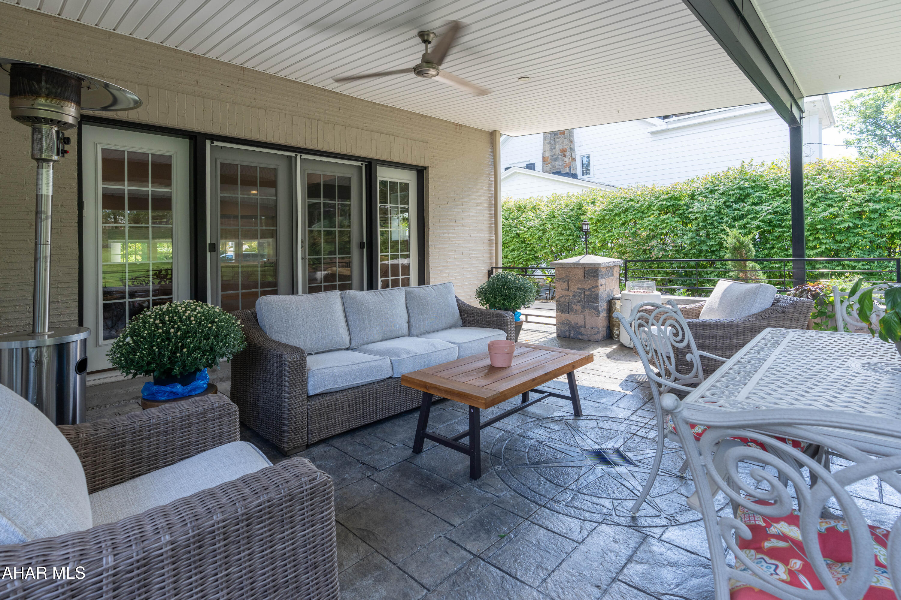 Mansion Park - Residential