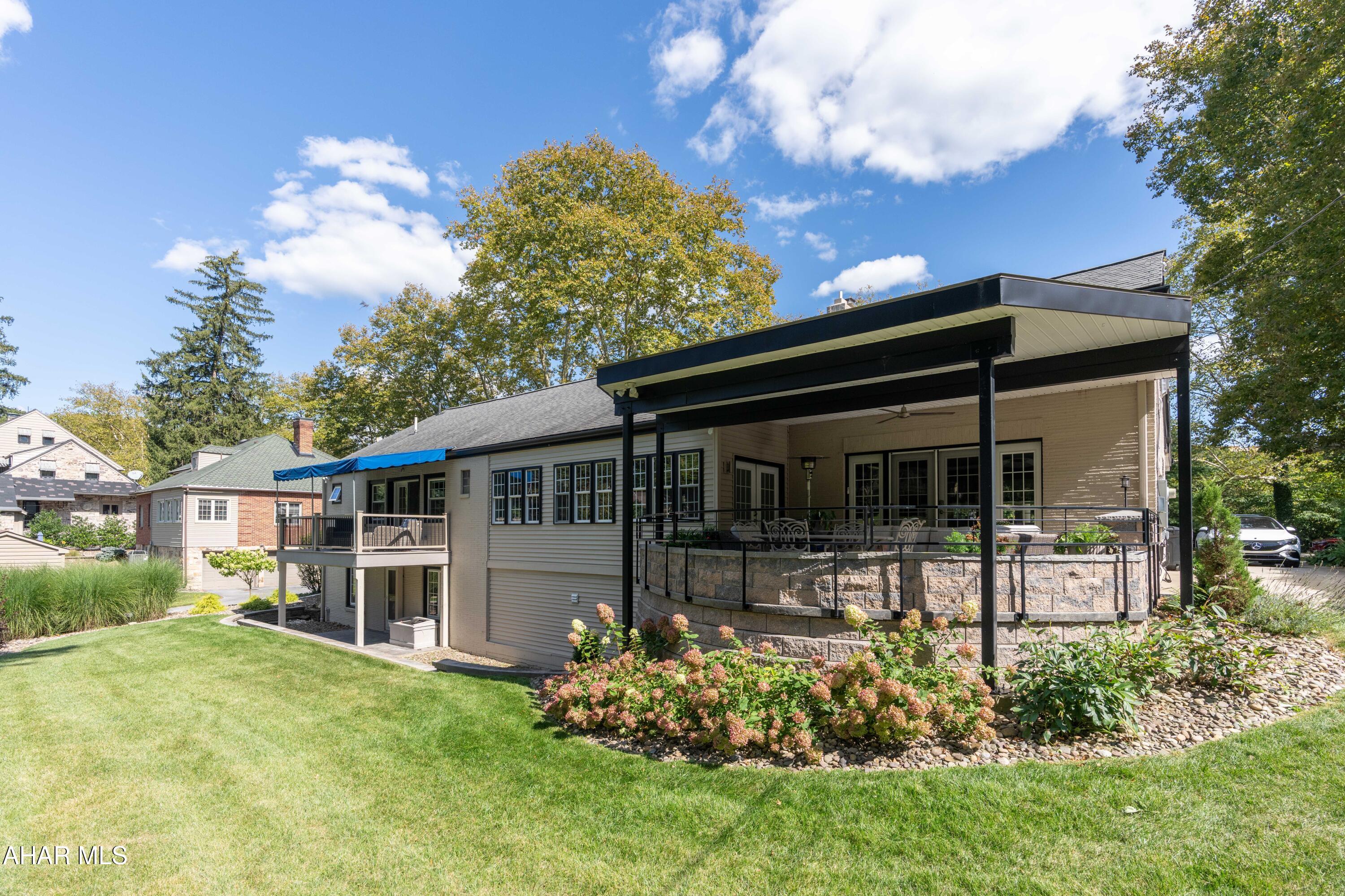 Mansion Park - Residential