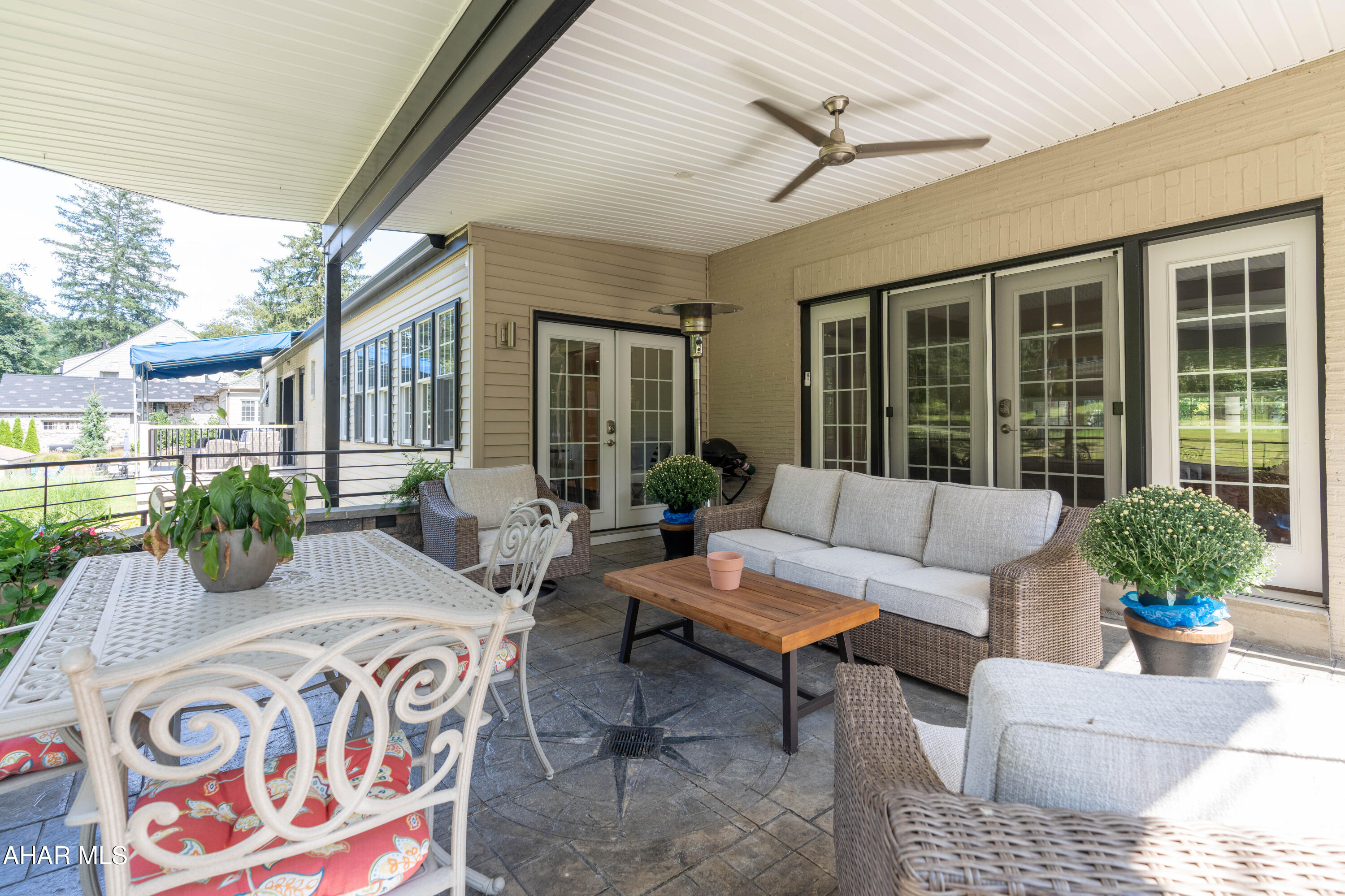 Mansion Park - Residential