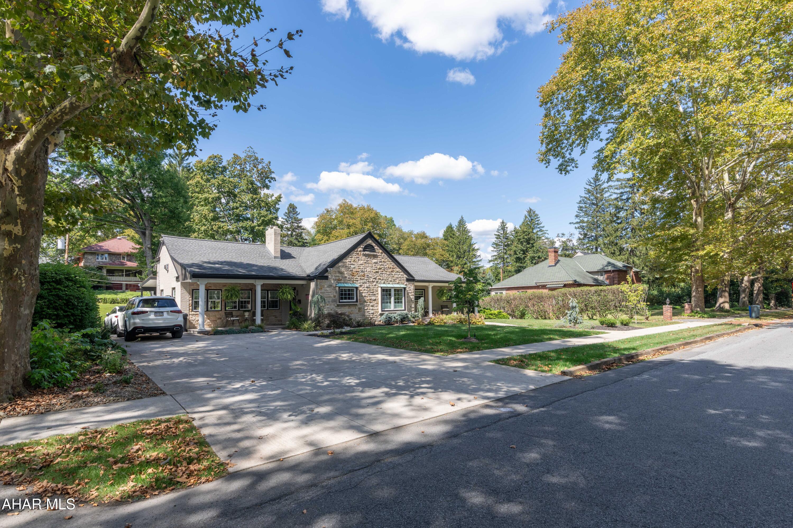 Mansion Park - Residential