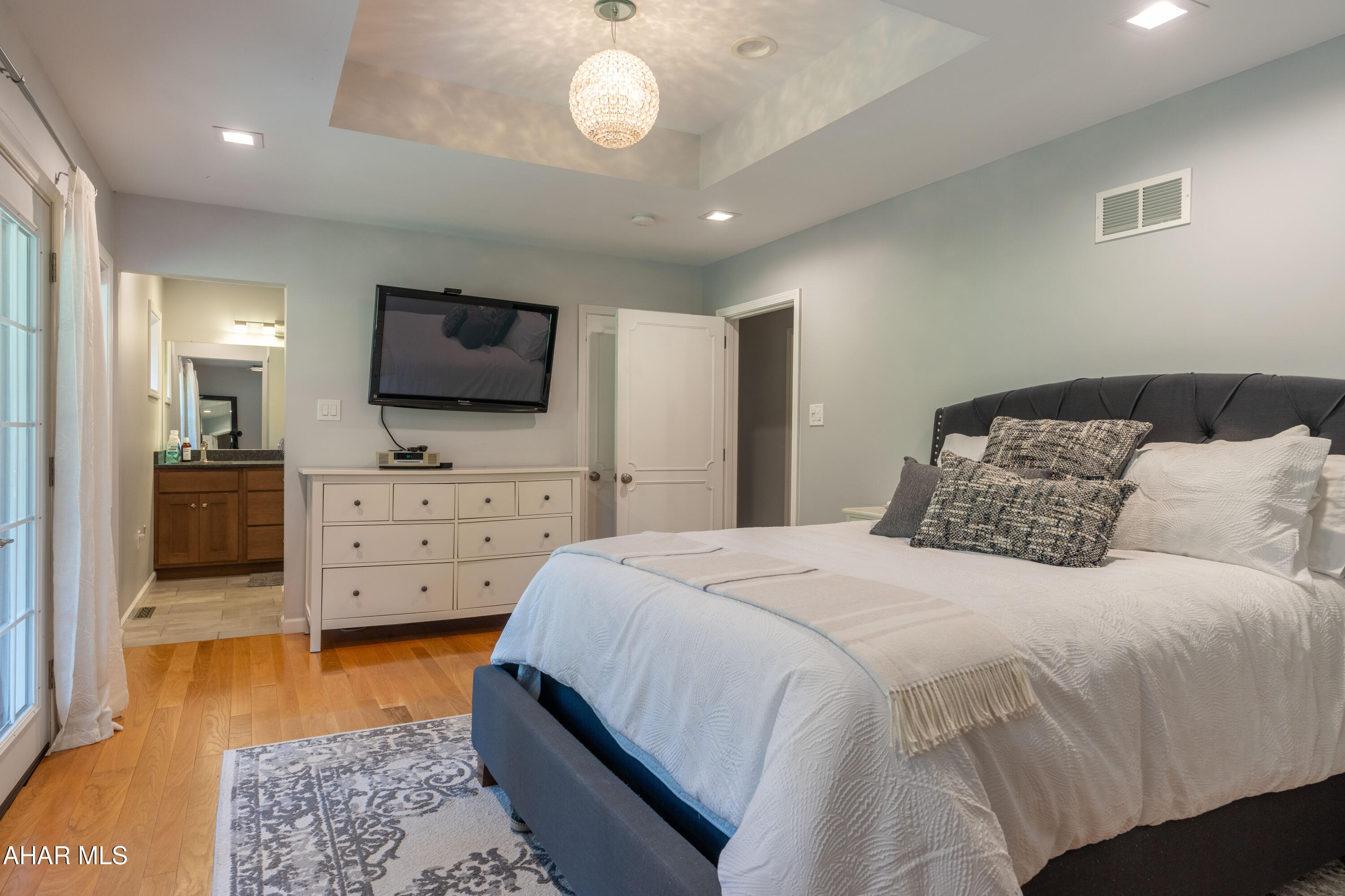 Mansion Park - Residential