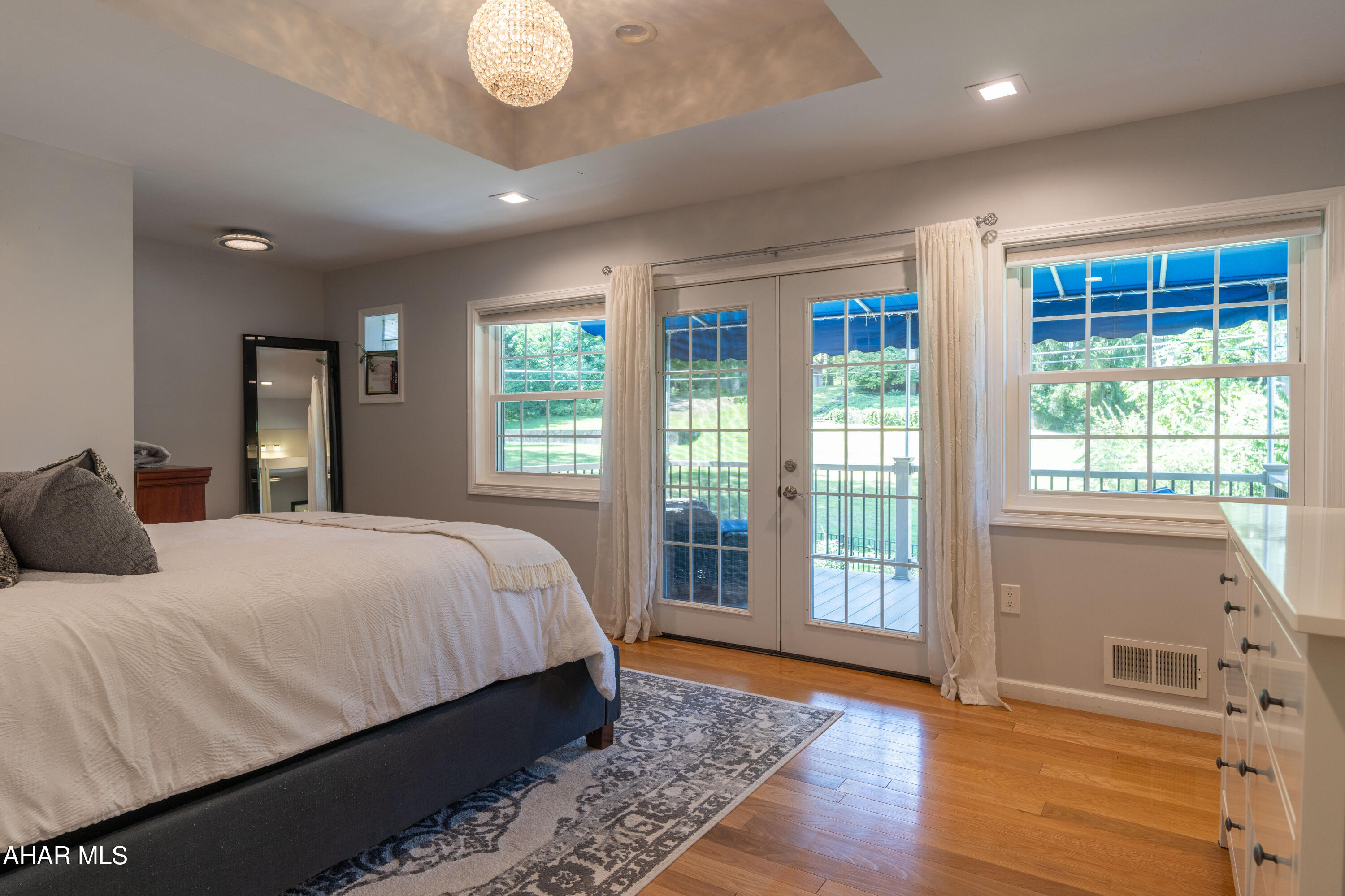 Mansion Park - Residential