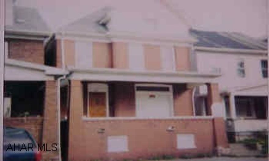 Big brick home, hardwood floors, 1.5 baths, new furnace, heated attic, great starter. Big brick home, hardwood floors, 1.5 baths, new furnace, heated attic, great starter.