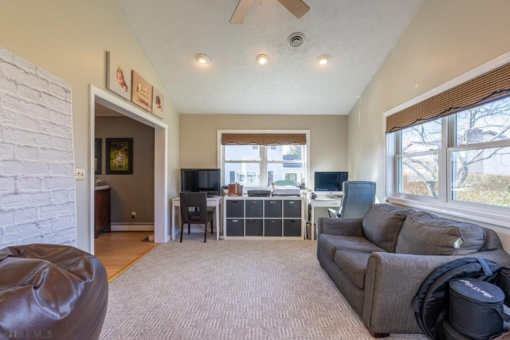 Woodland Terrace - Residential