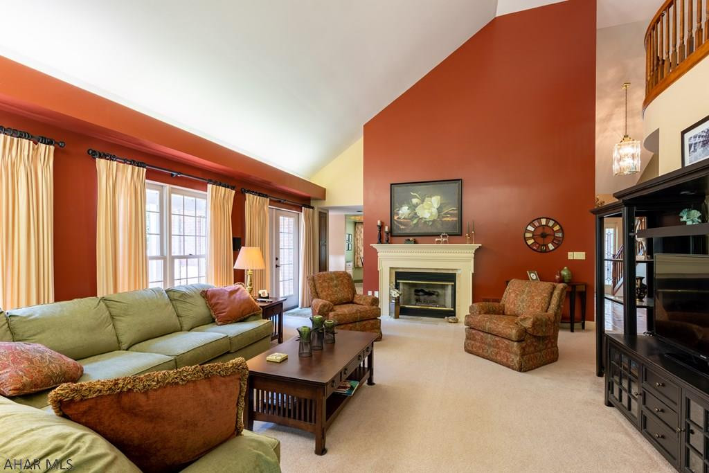 Holliday Heights - Residential