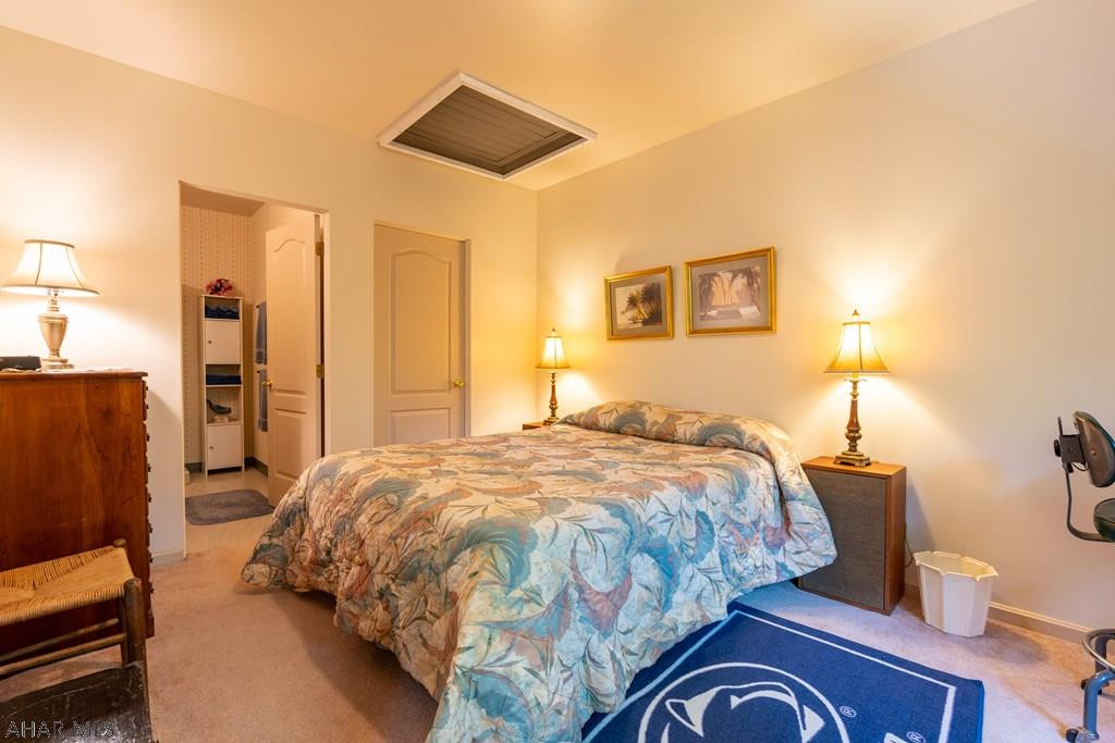 Holliday Heights - Residential