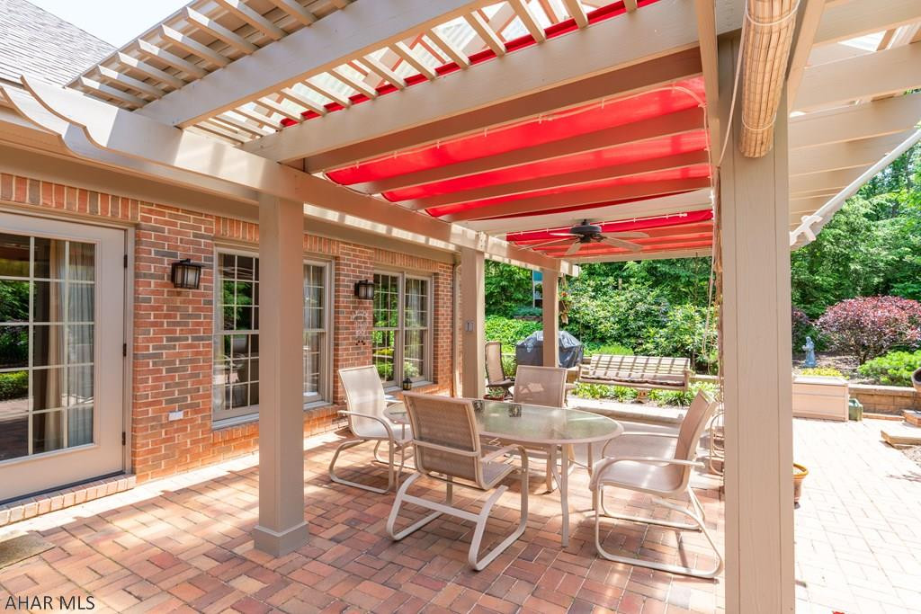 Holliday Heights - Residential