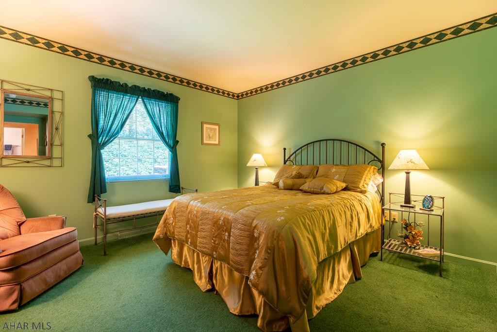 Holliday Heights - Residential