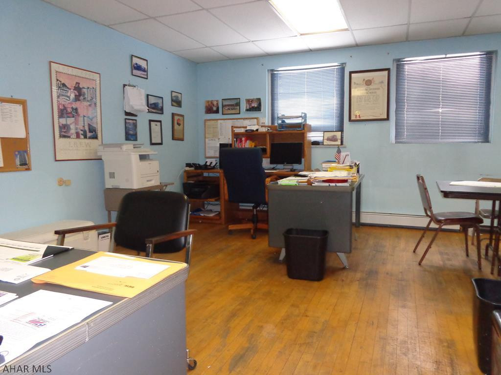 Wehnwood - Commercial Sale