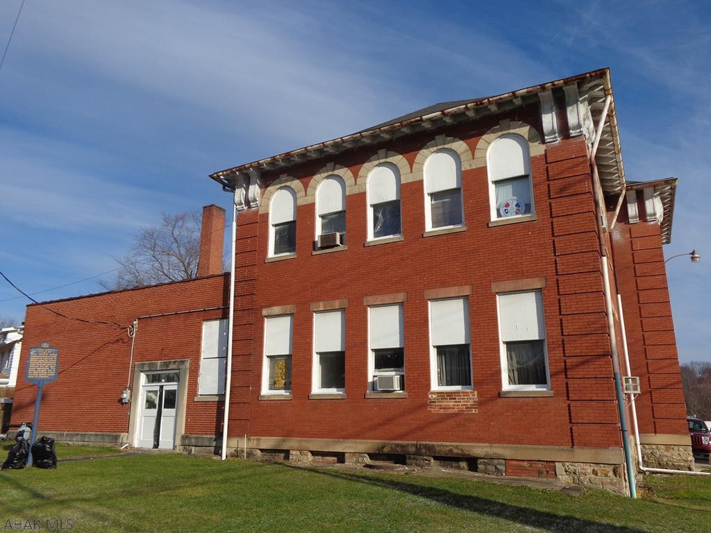 Wehnwood - Commercial Sale