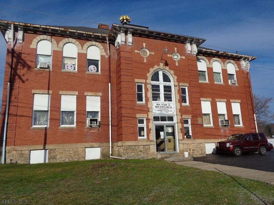 A solid brick commercial building that can be used for nearly anything with it being zoned Urban-Residential.  Approximately 25 parking spaces and 15 offices plus a large meeting room.  Shed included.  Building and lot are priced way below the assessed value of $329,800.