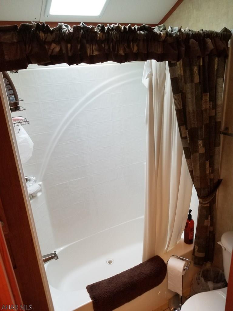 Glendale Yearound - Residential