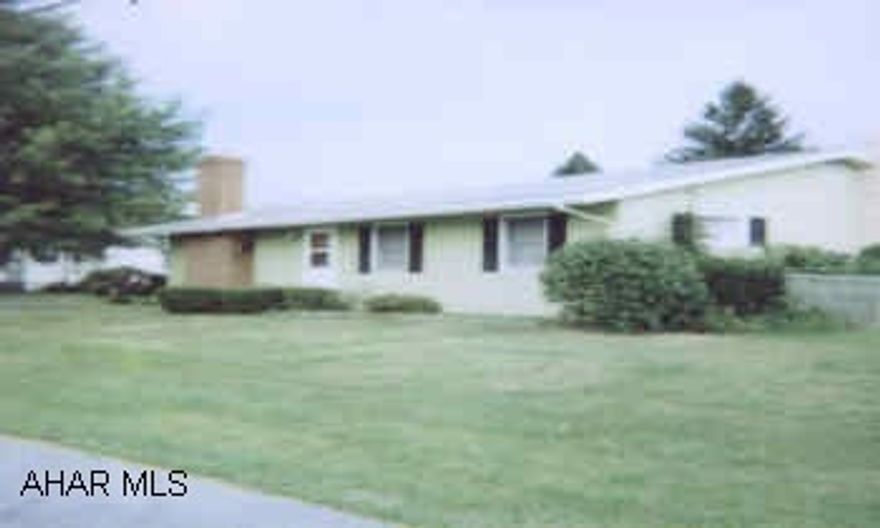 1 STORY FRAME WITH ATTACHED CARPORT. FRONT OF HOUSE ACTUALLY IS ON 52ND ST. VERY NICE RANCH WITH GAS FIREPLACE IN LIVING ROOM. FHA WITH C/A. BASEMENT HAS FAMILY ROOM & 2ND BATH. NICE YARD!