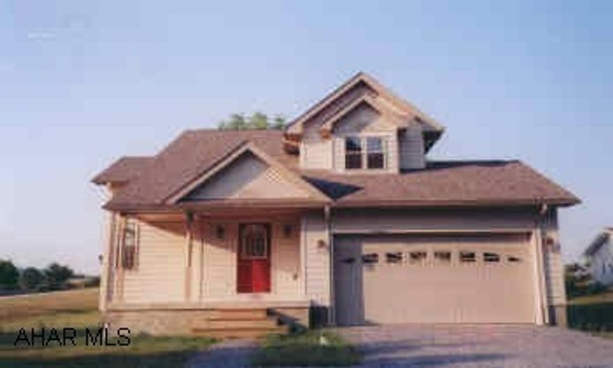 SELLER TO PAY $2000 TOWARD BUYERS CLOSING COST IF SOLD BY 12-08-02.  BRAND NEW HIGH QUALITY CONSTRUCTION. BASEMENT OFFERS DIAMOND SNAP CONCRETE WALL SYSTEM (EQUALS R30 INSULATING FACTOR) COULD BE EASILY FINISHED. HOME HAS TRUS JOINT SILENT FLOOR SYSTEM. SOLID OAK TRIM THROUGHOUT. IN FRONT OF NEW ELEM. SCHOOL. TAMKO WEATHERED 3D ROOF. LOCATED IN GREENFIELD TWP.