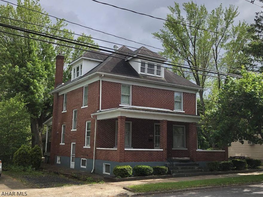 Well maintained brick home with detached garage. New furnace, new hot water heater, new sidewalk, new electrical panel. Located in the charming town of Everett. Spacious home with original woodwork. Nice view of the Juniata River to the rear of the property.